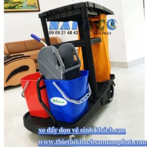 Xe dọn vệ sinh