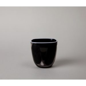 LY LY 36 ĐEN TRẮNG