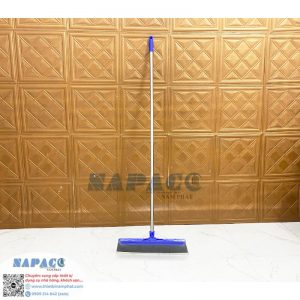 Cây Cào Nước Cán Inox 4T5