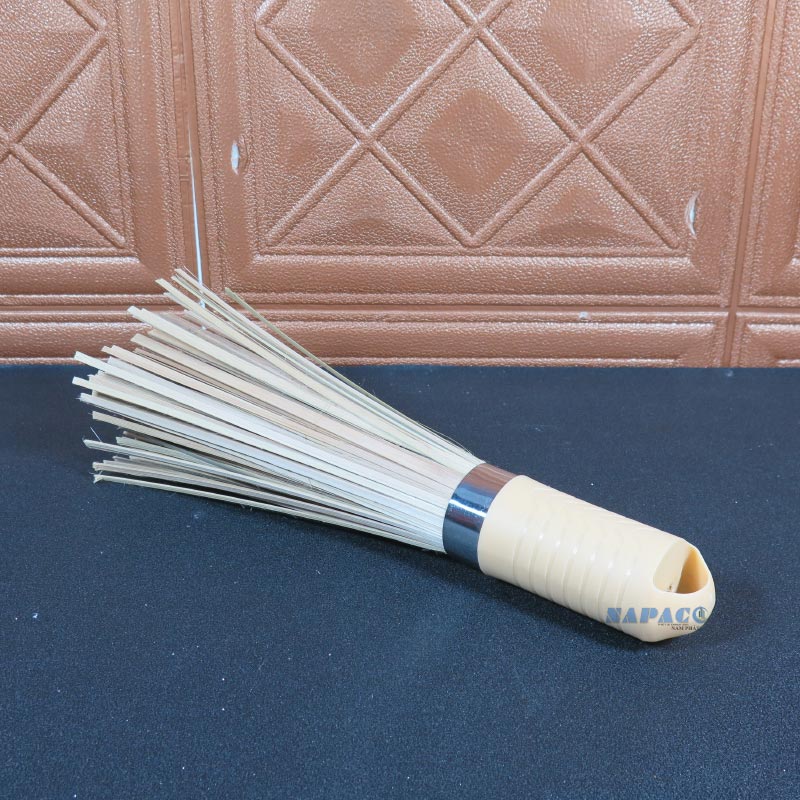 Chổi Chùi Chảo Cán Nhựa NP32