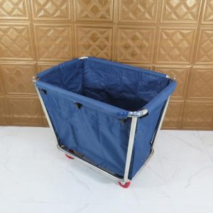 Xe dọn đồ dơ C-40