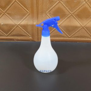 Bình tưới cây mini bằng nhựa