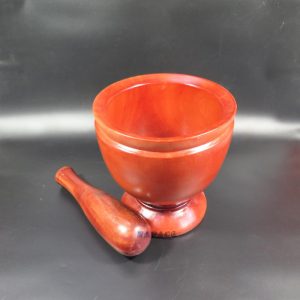 Cối chày gỗ cỡ lớn
