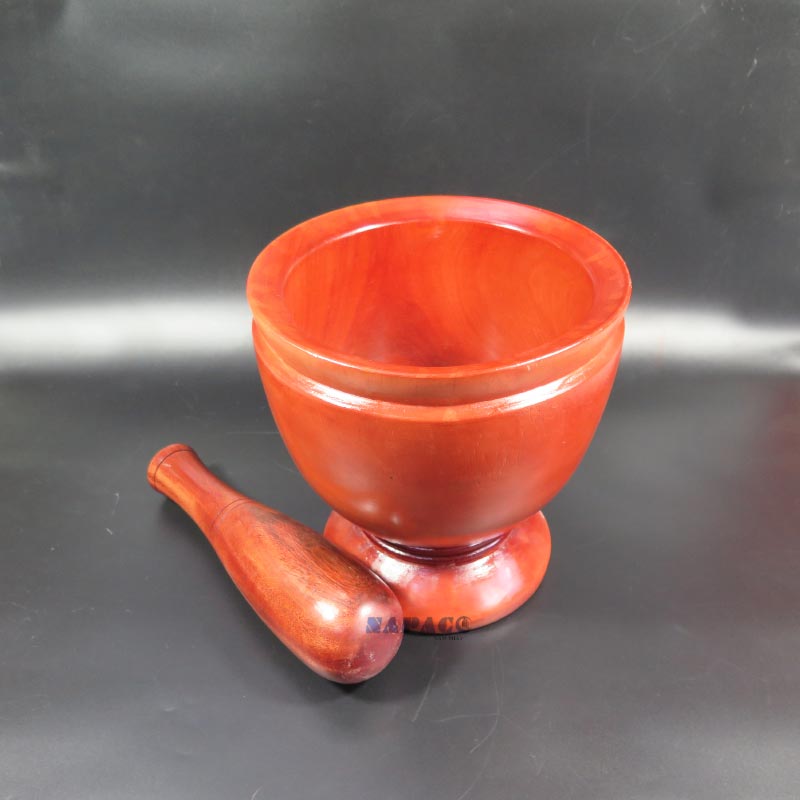 Cối chày gỗ cỡ lớn