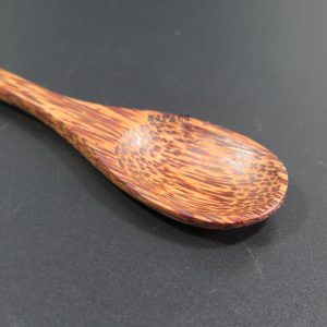 Thìa gỗ dừa decor chụp ảnh