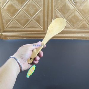 Vá gỗ bền chắc không cong vênh