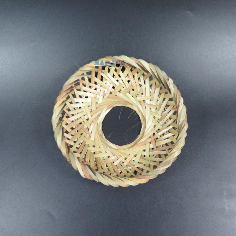 Rế tre lót thố