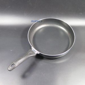 chảo chống dính đinh tán chắc chắn