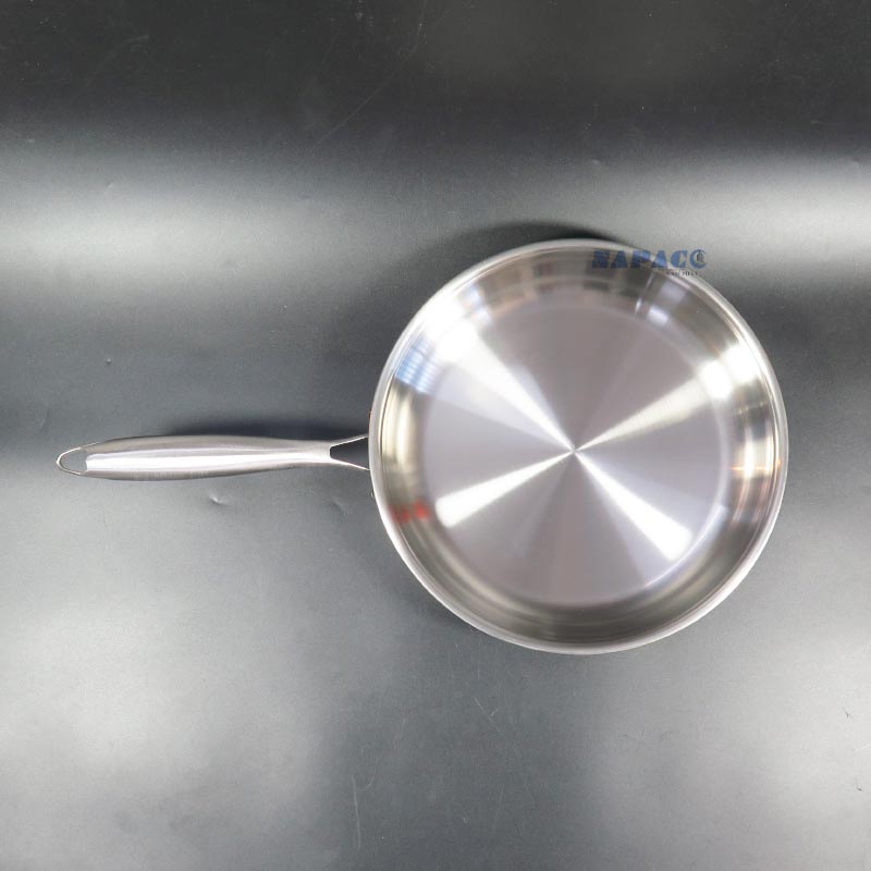 chảo inox dùng bếp từ