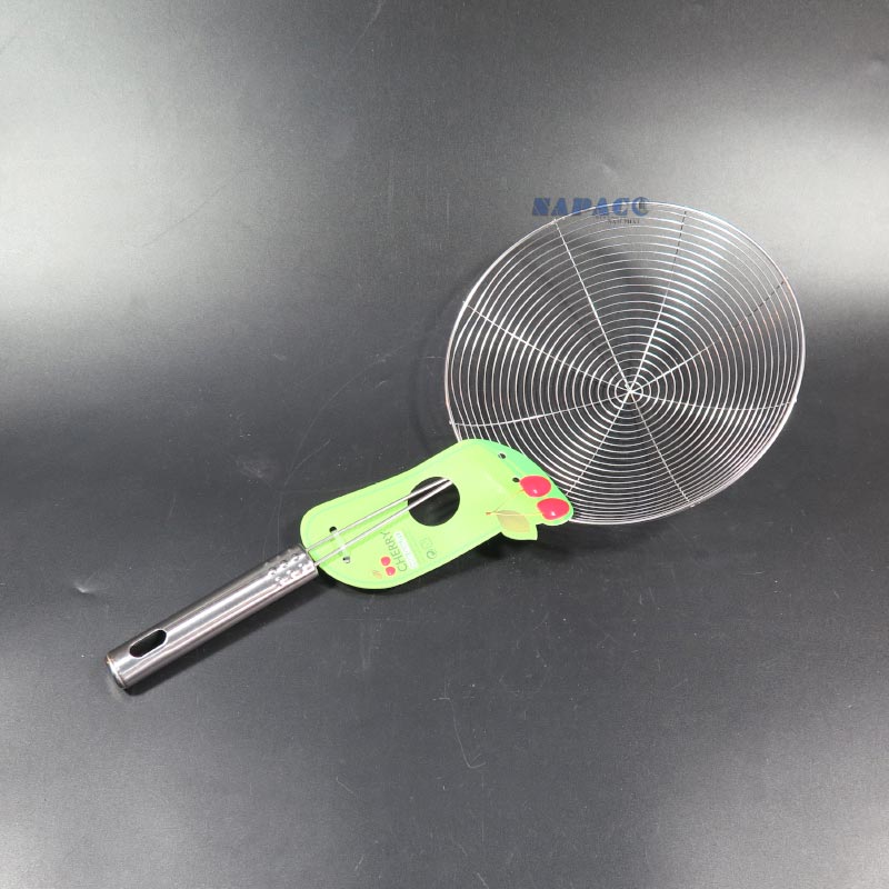 Vá lưới inox vớt thức ăn
